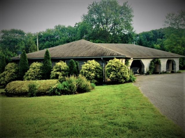 Winnie'S Bed & Breakfast Lawrenceburg ภายนอก รูปภาพ